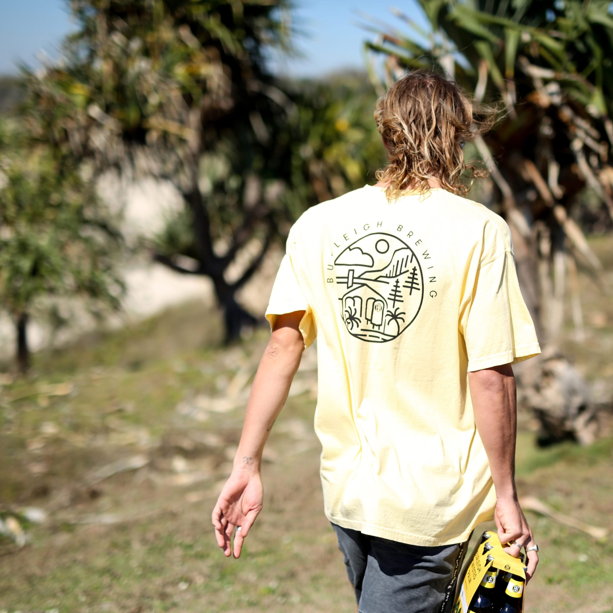 Burleigh Stencil Tee Washed yellow